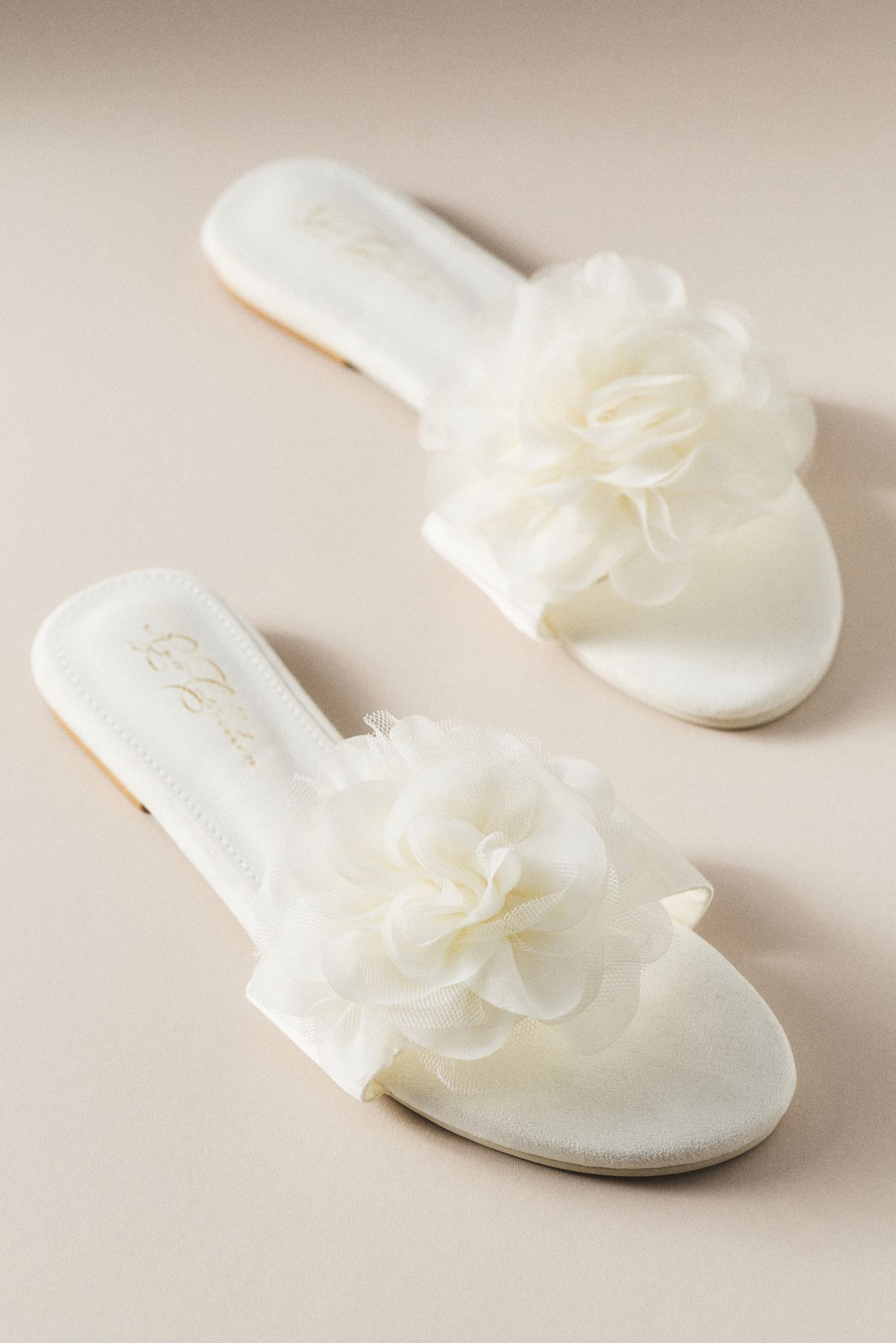 Rya Collection Sweetie Slippers - Ivory, M/L