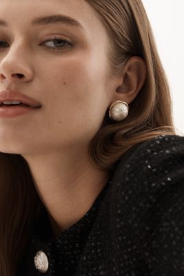 Vintage-Inspired Pearl Post Earrings