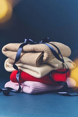 Maeve Ribbed Cashmere Wrap