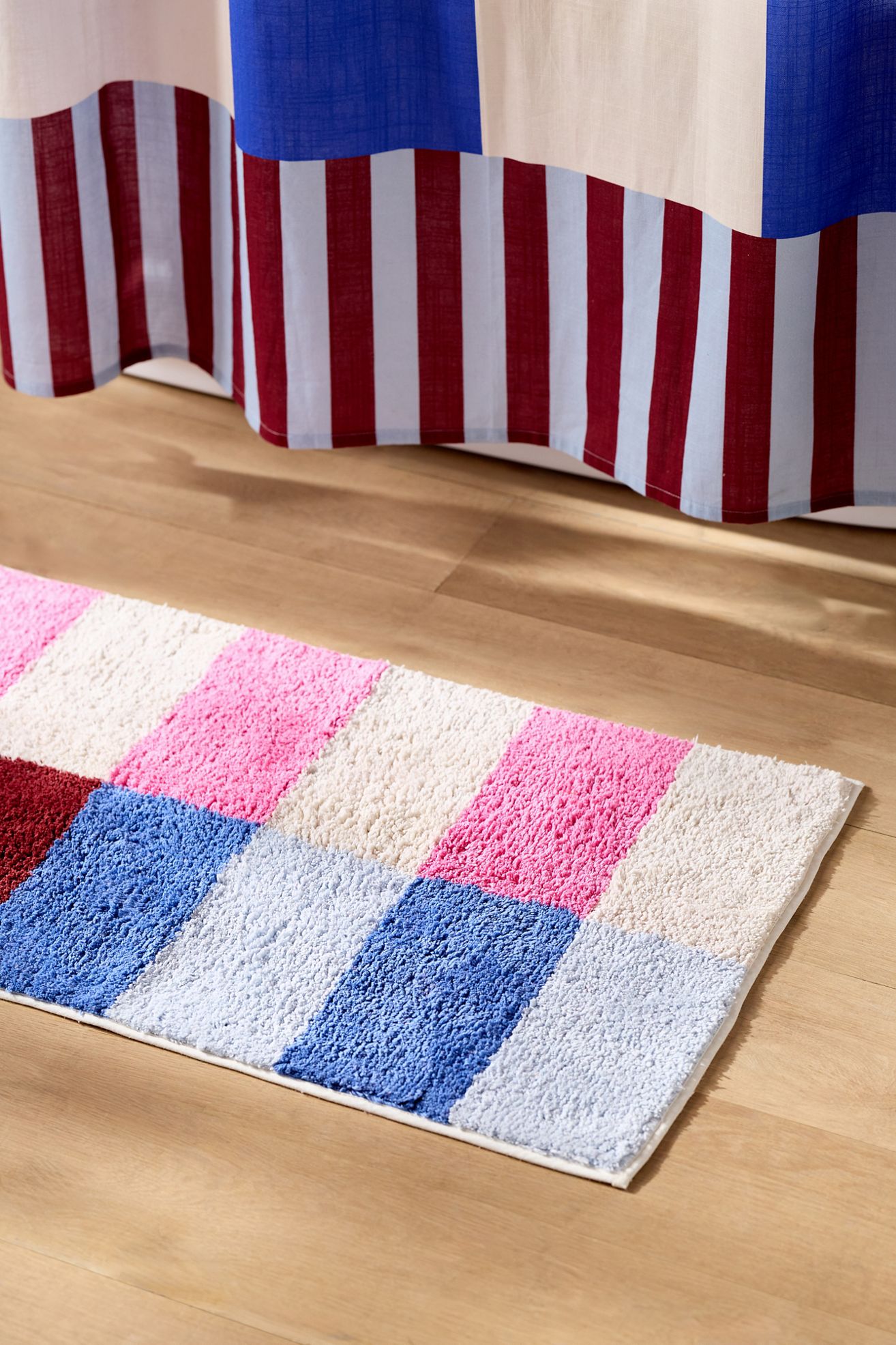 Damson Madder Cotton Woven Striped Bathmat - Cool Multi, Standard, 21" X 34"