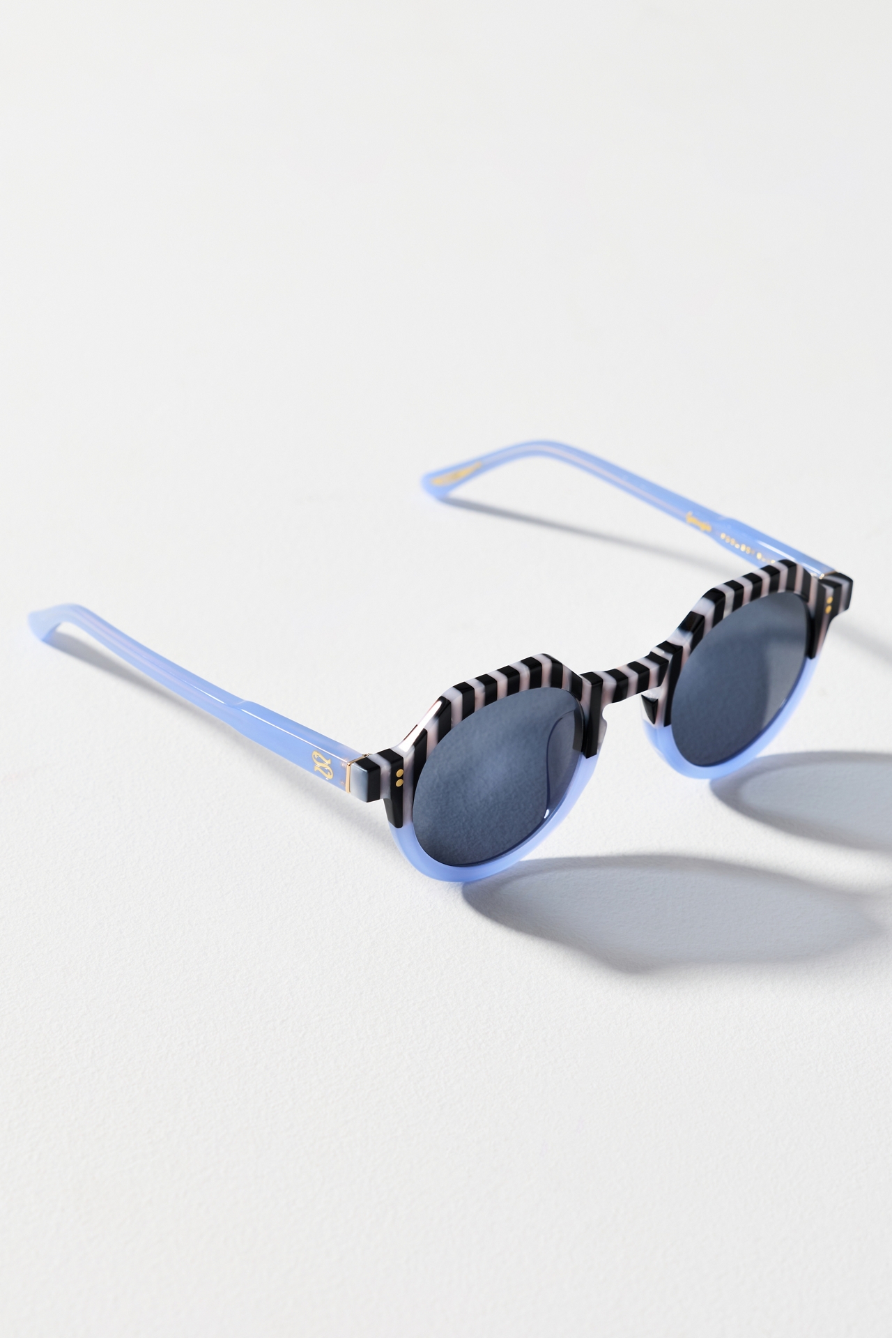 Sardine Oval Pool Boy Sunglasses