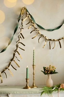 Iron Bows Garland