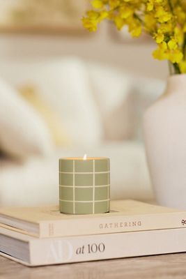Checkered Floral Golden Petals & Cashmere Ceramic Candle