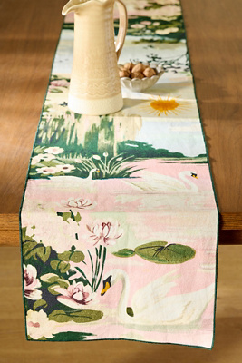 Swan Table Runner