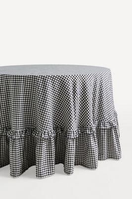 Brynn Gingham Tablecloth