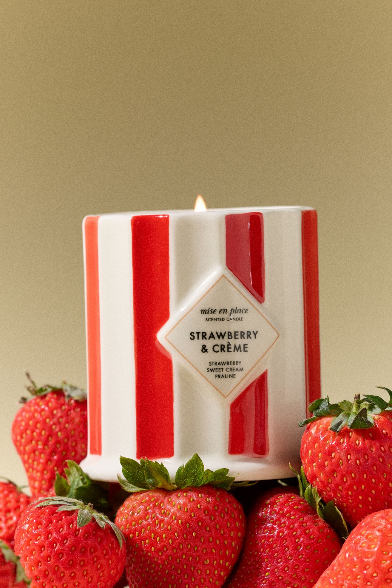 mise en place Gourmand Strawberry & Crème Ceramic Candle - Strawberry & CrèMe, Standard, S
