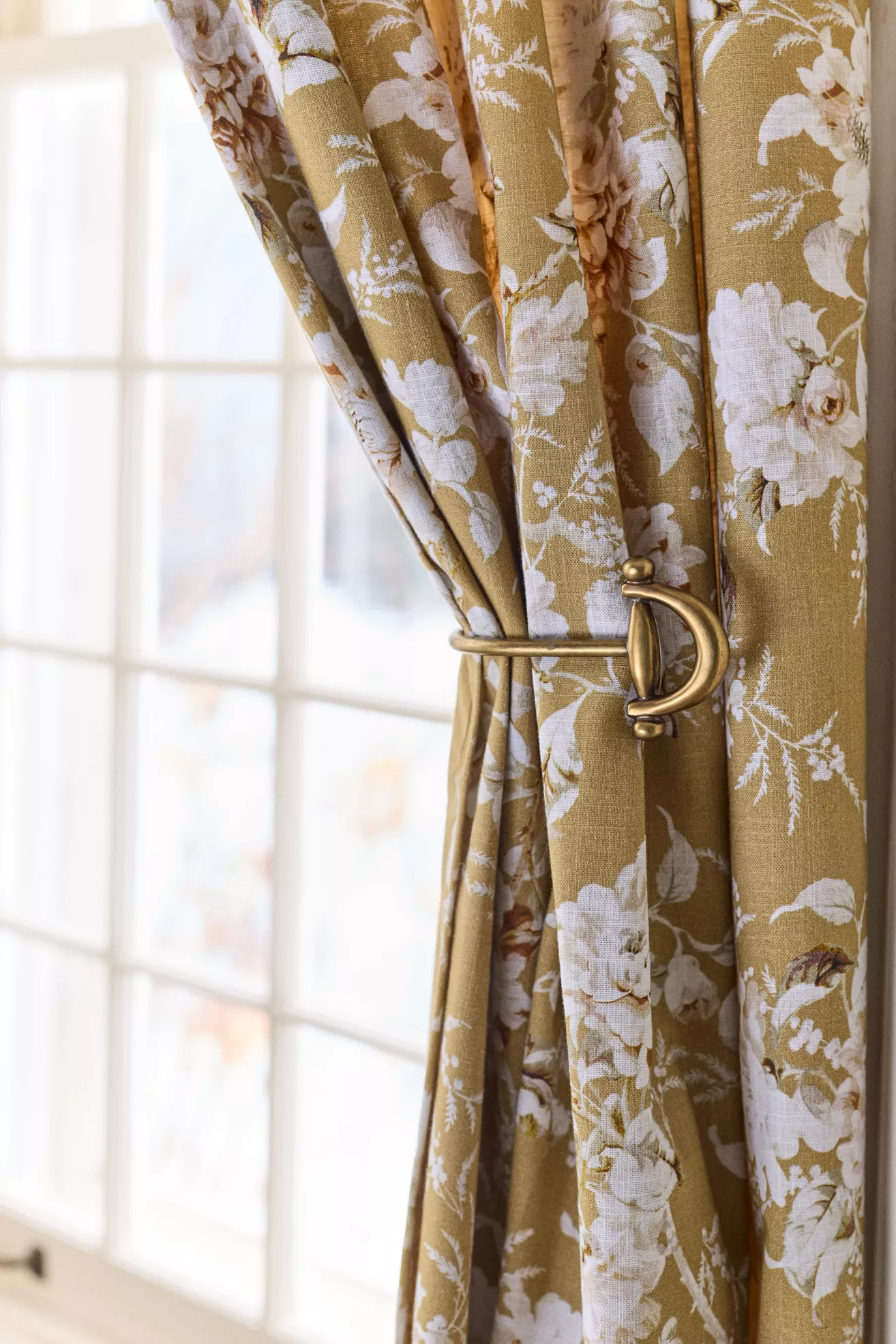 Equestrian Brass Tieback