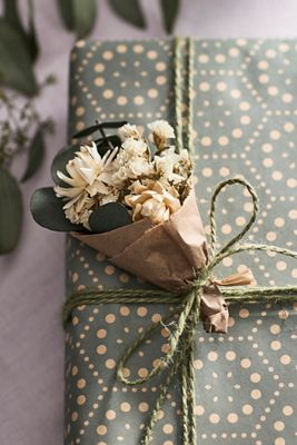 Dried Floral Boutonnieres, Set of 4