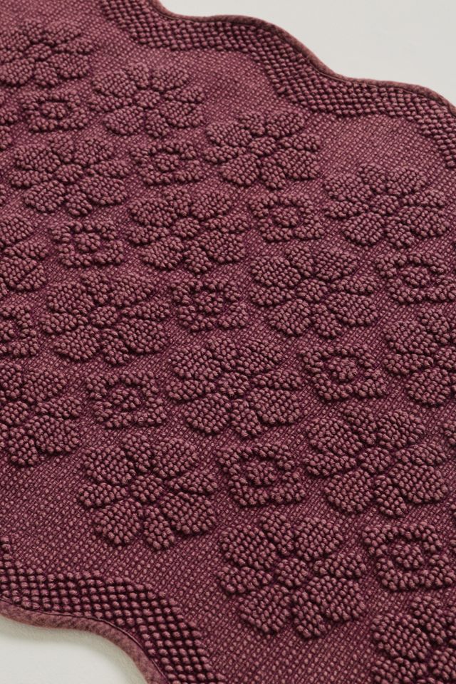 Benni Hand-Woven Floral Wavy Border Bath Mat #1