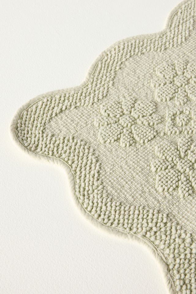 Benni Hand-Woven Floral Wavy Border Bathmat #1
