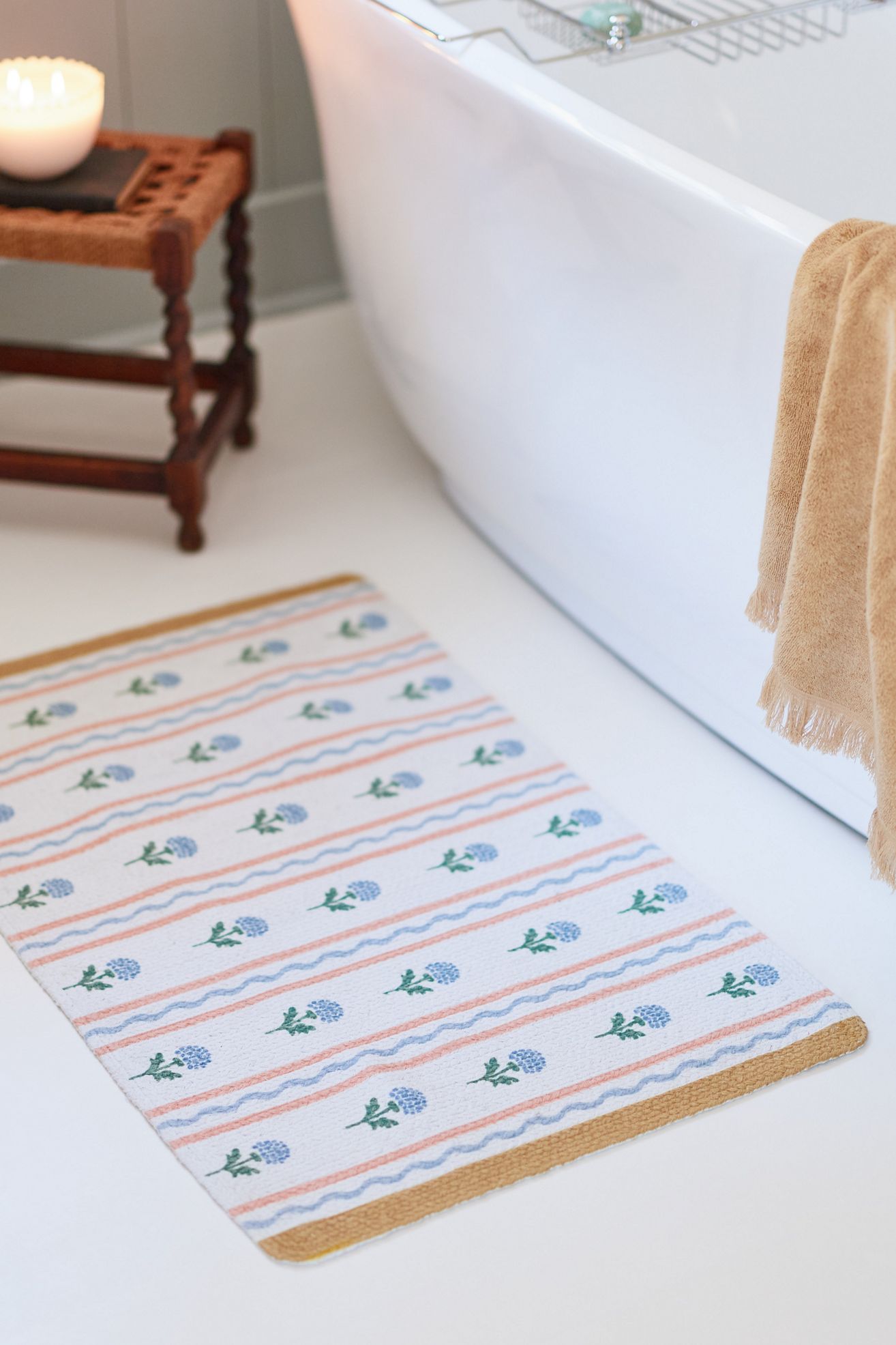 Tess Cotton Printed Bathmat - Ivory Pattern, 21" X 34"
