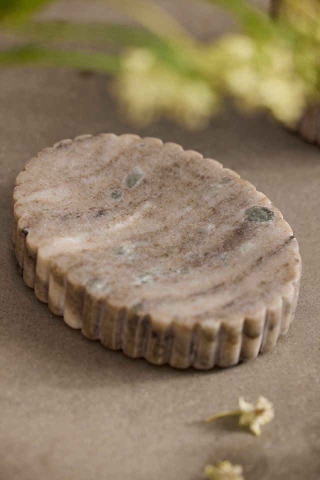 Scalloped Marble Soap Dish #1