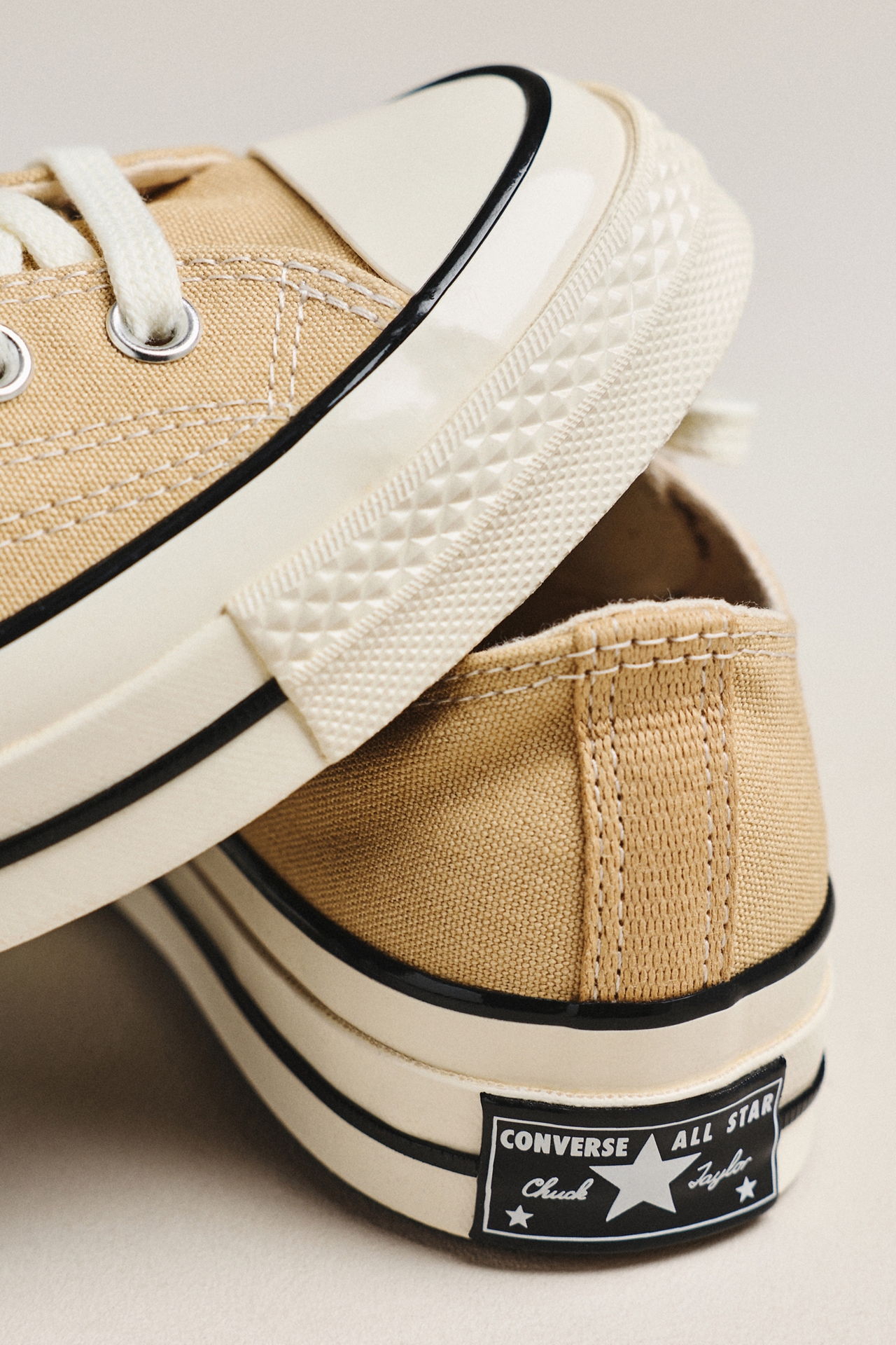 Converse Chuck 70 Low-Top Sneakers