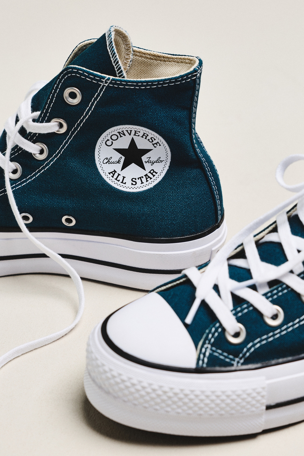 Converse Chuck Taylor All Star Lift Platform Canvas Sneakers