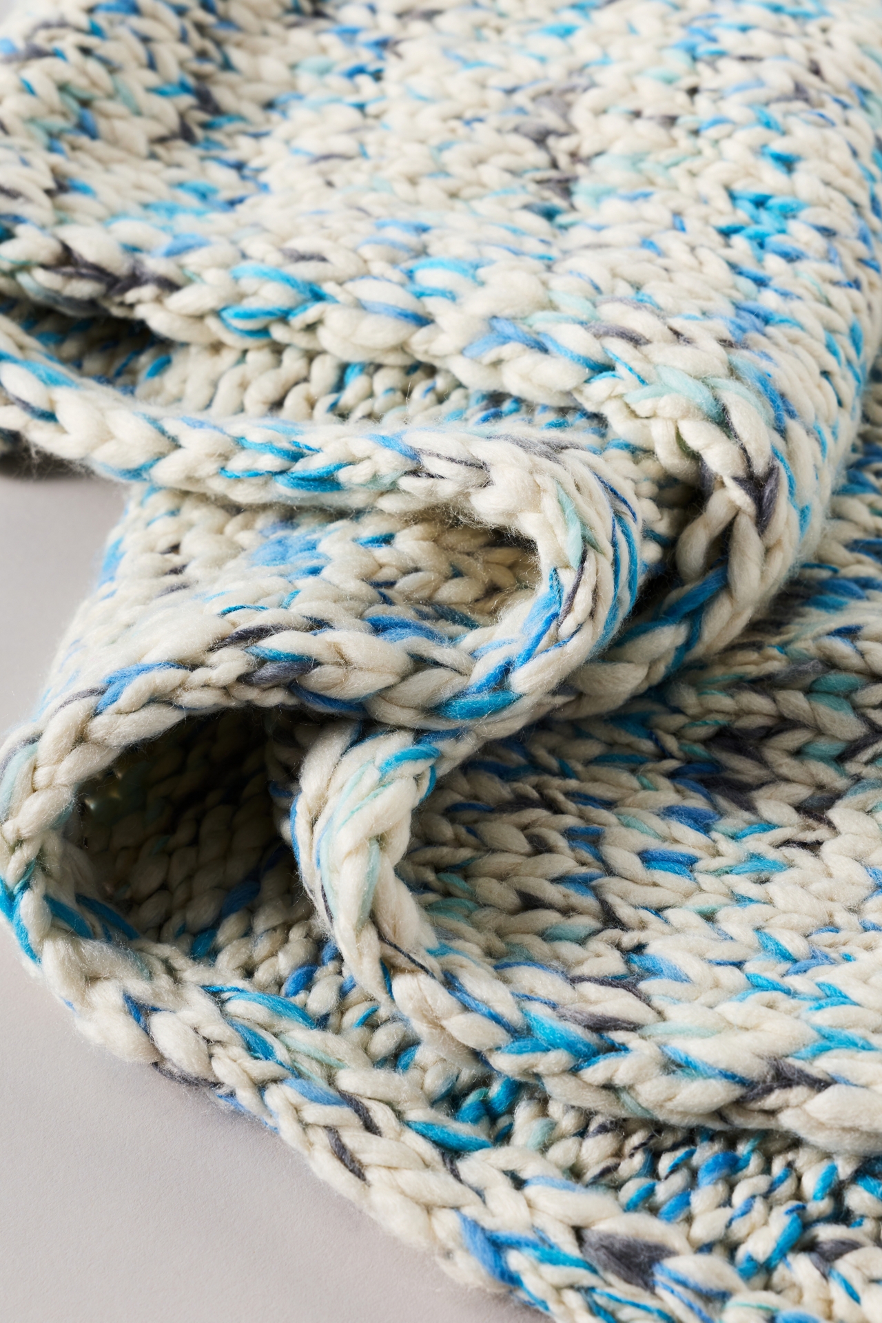 By Anthropologie Chunky Yarn Scarf