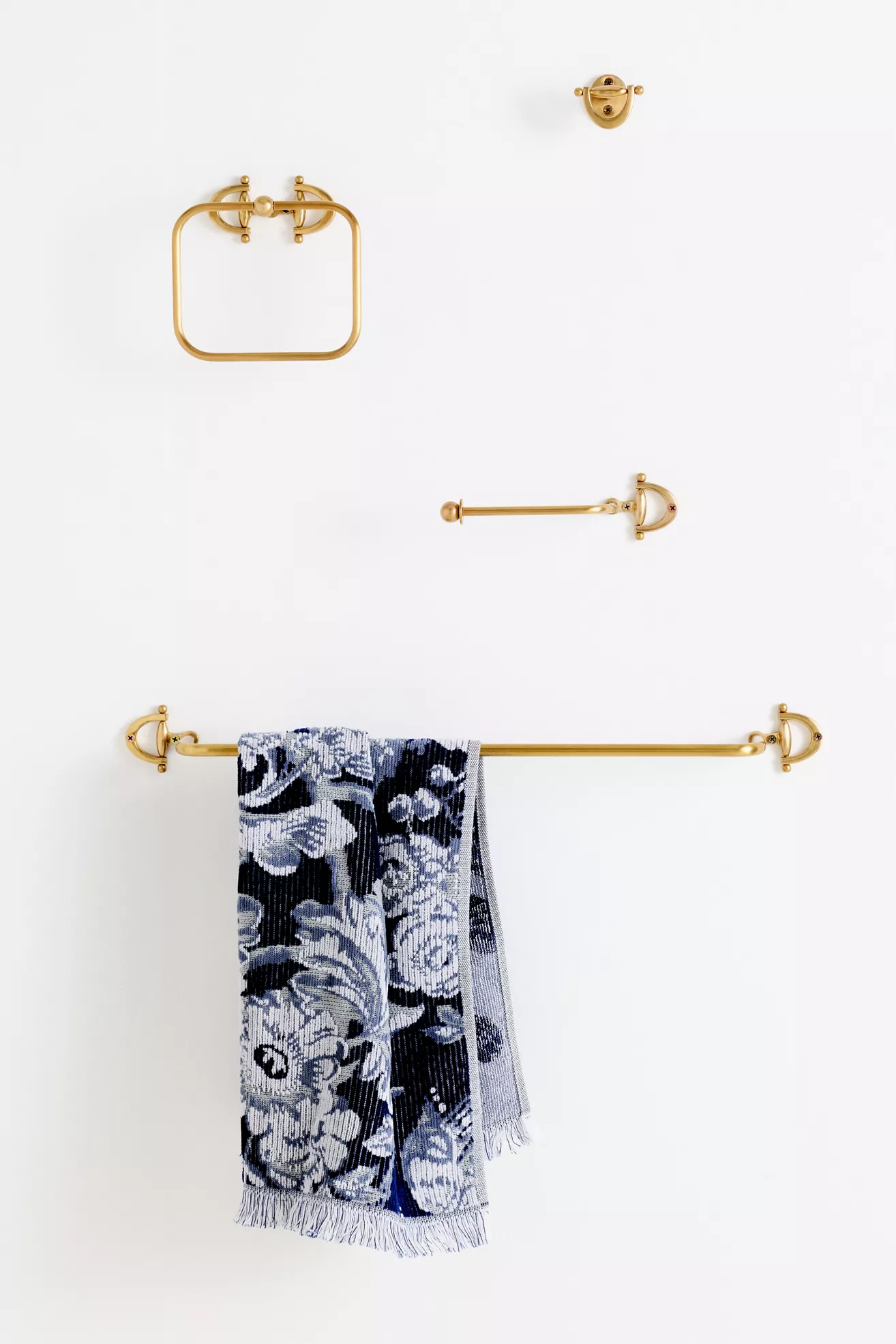 Equestrian Brass Towel Bar - thumbnail 4