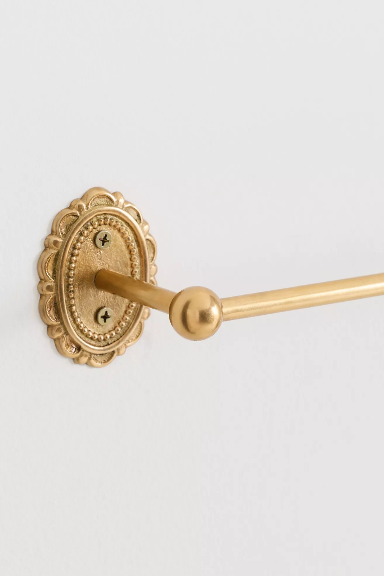 Louisa Scalloped Towel Bar - thumbnail 4