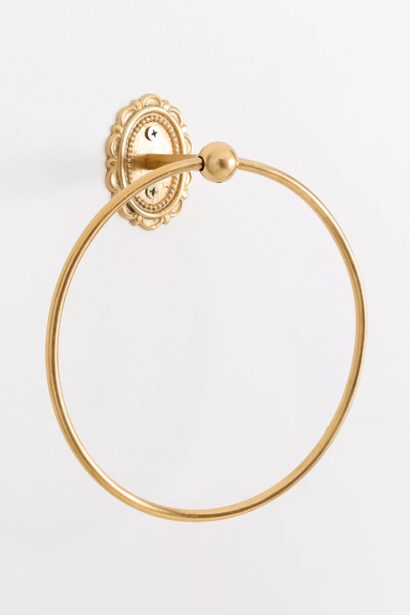 Louisa Scalloped Towel Ring - thumbnail 4
