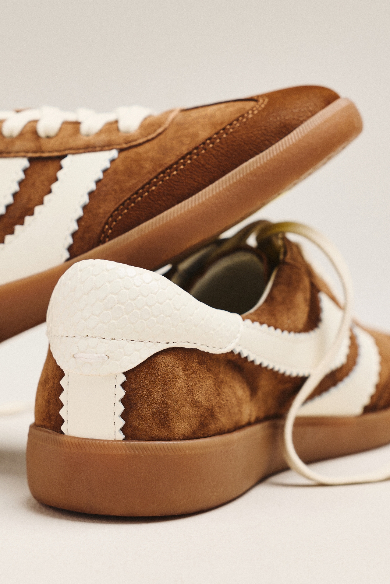 Dolce Vita Merit Sneakers