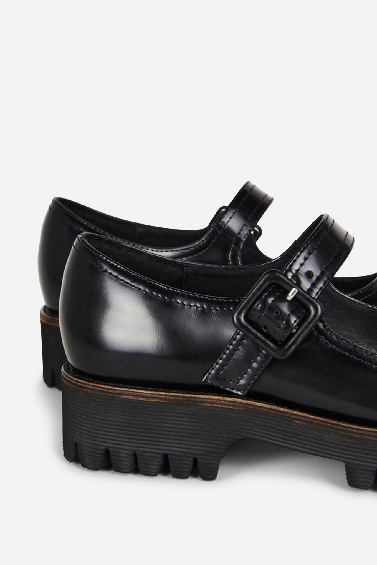 Intentionally Blank Veronica Lug Sole Mary Jane Flats