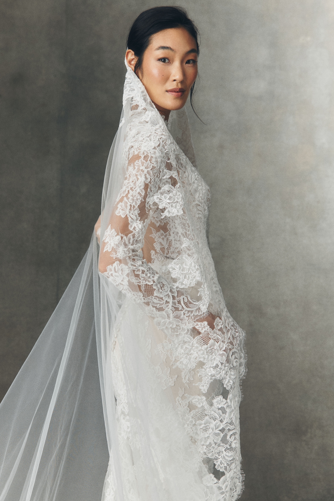 Anthropologie Weddings x Pronovias Reney Lace Cathedral Veil