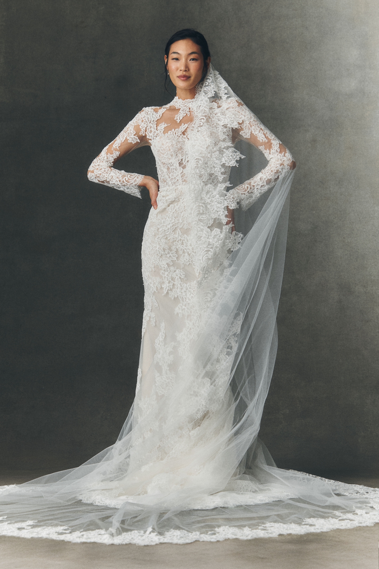 Anthropologie Weddings x Pronovias Reney Lace Cathedral Veil