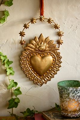 Heart Medallion Ornament, Star Halo