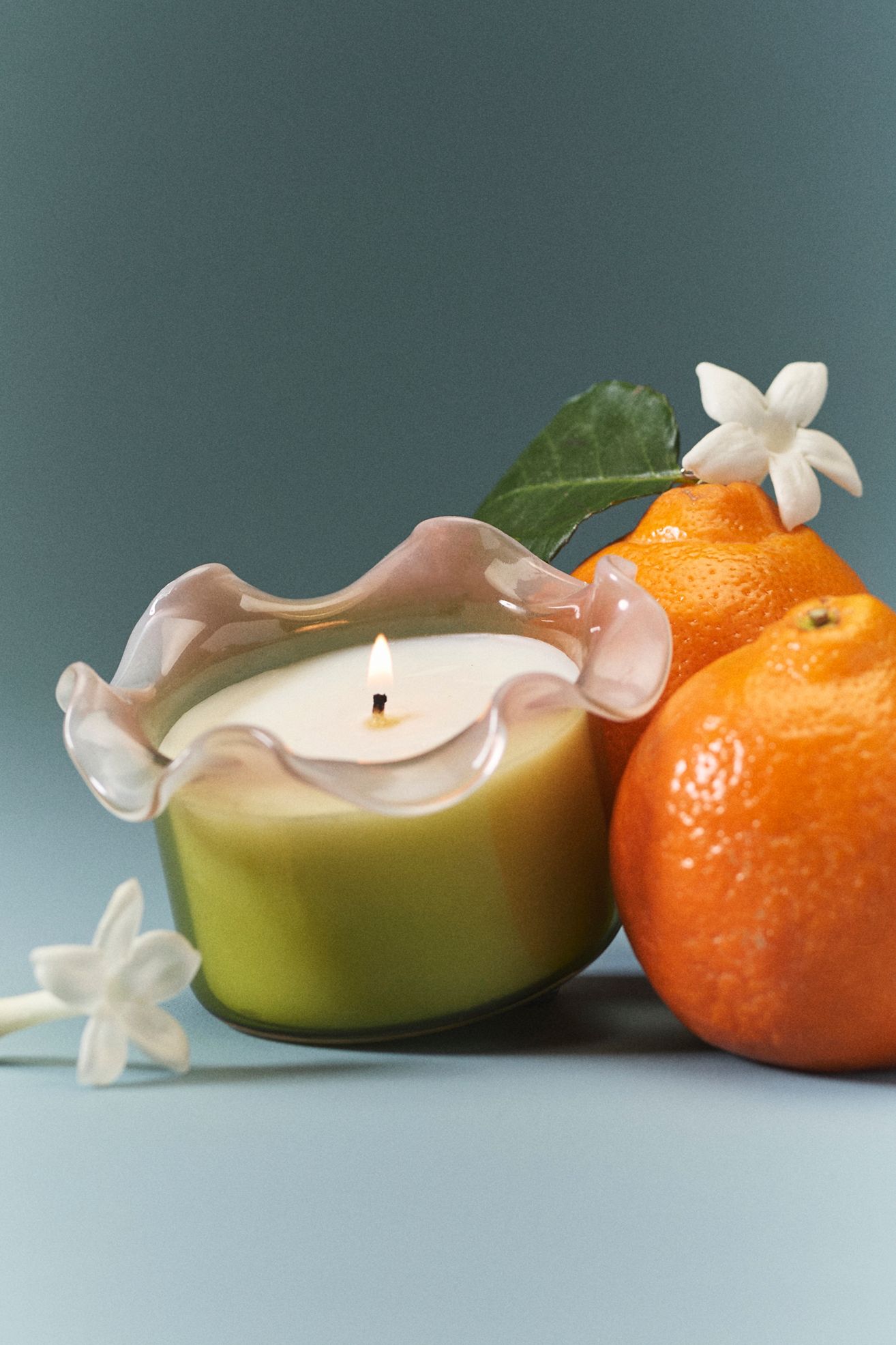 Ruffle Top Fruity Orange Blossom & Santal Glass Candle - Orange Blossom & Santal, XS