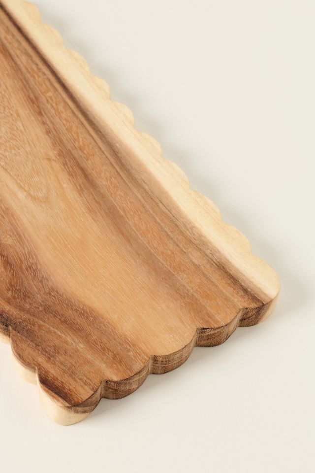 Scalloped Wood Cheeseboard #1