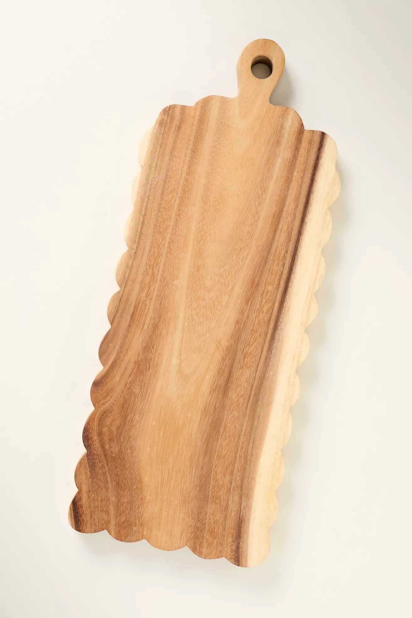 Scalloped Wood Cheeseboard - thumbnail 4