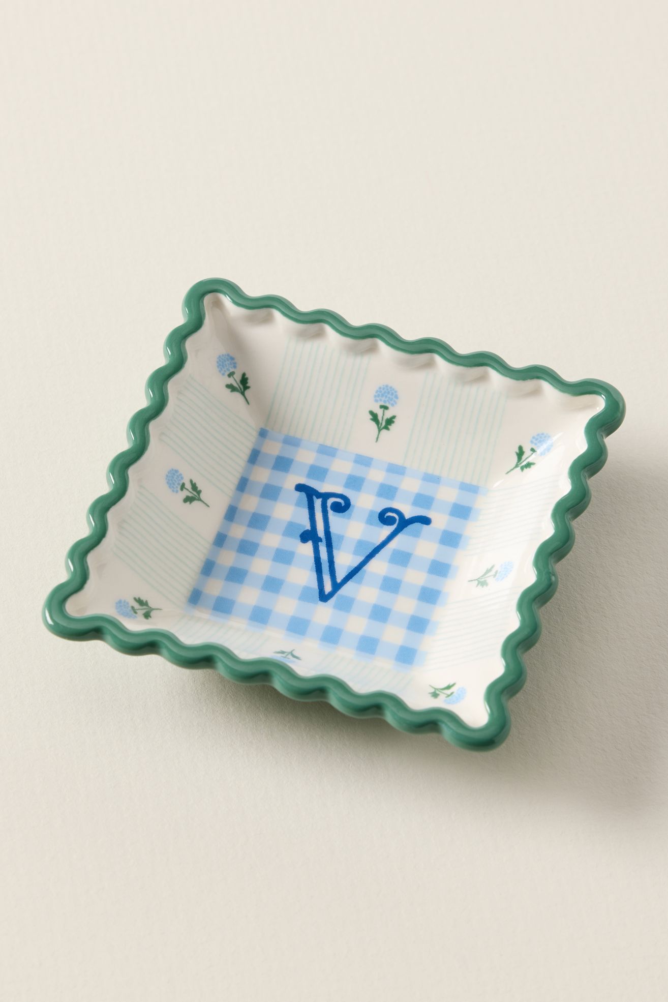 Georgia Monogram Stoneware Trinket Dish - V, Standard, One Size