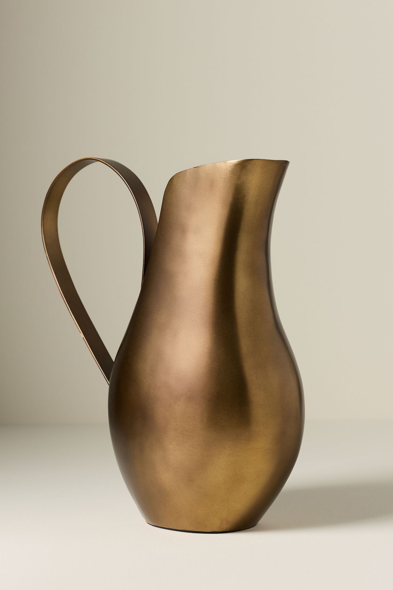 Galina Pitcher - Gold, One Size