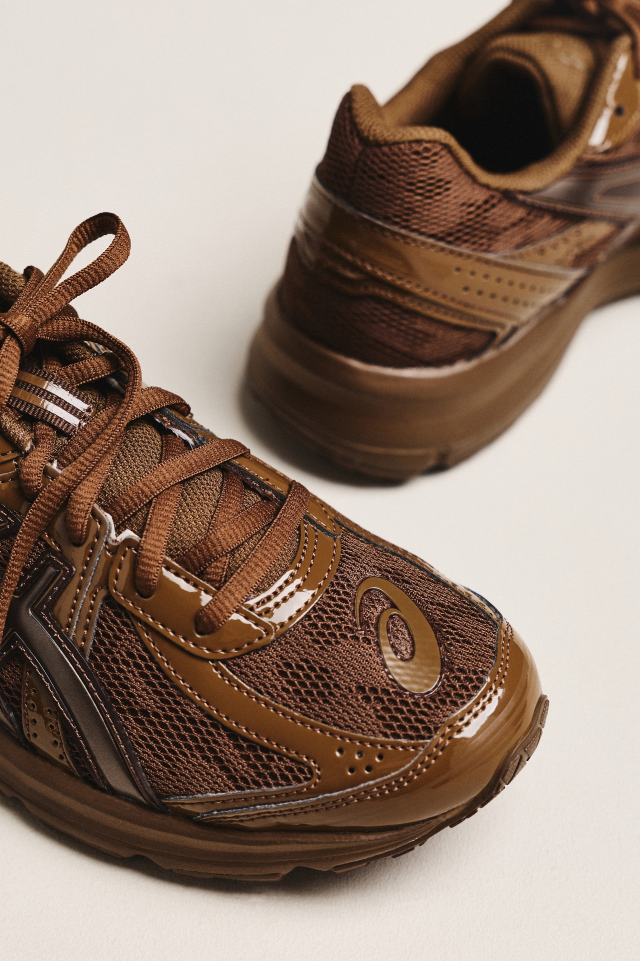 ASICS JOG 100S Sneakers