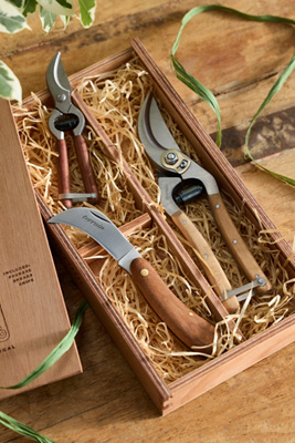 Terrain Pruner, Shear + Floral Knife Gift Set In Brown