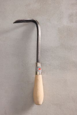 Red Pig Garden Tools Cape Cod Weeder