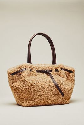ARANAZ　かごバッグ Aranaz Crab Wicker Handbag | $414.00 | Saint Bernard