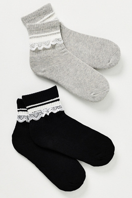 By Anthropologie Sporty Stripe Lace Crew Socks In Black