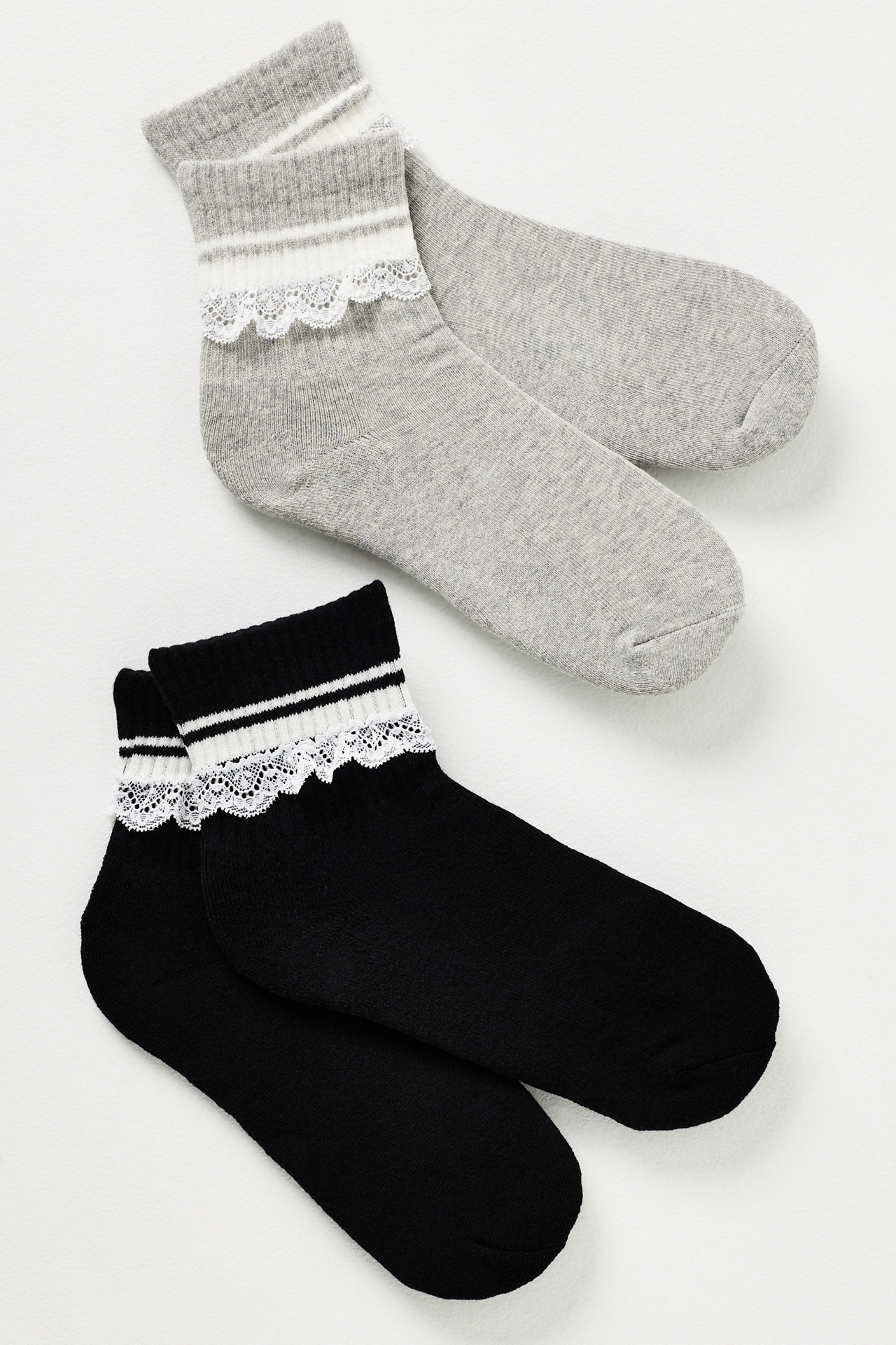 Sporty Stripe Lace Crew Socks