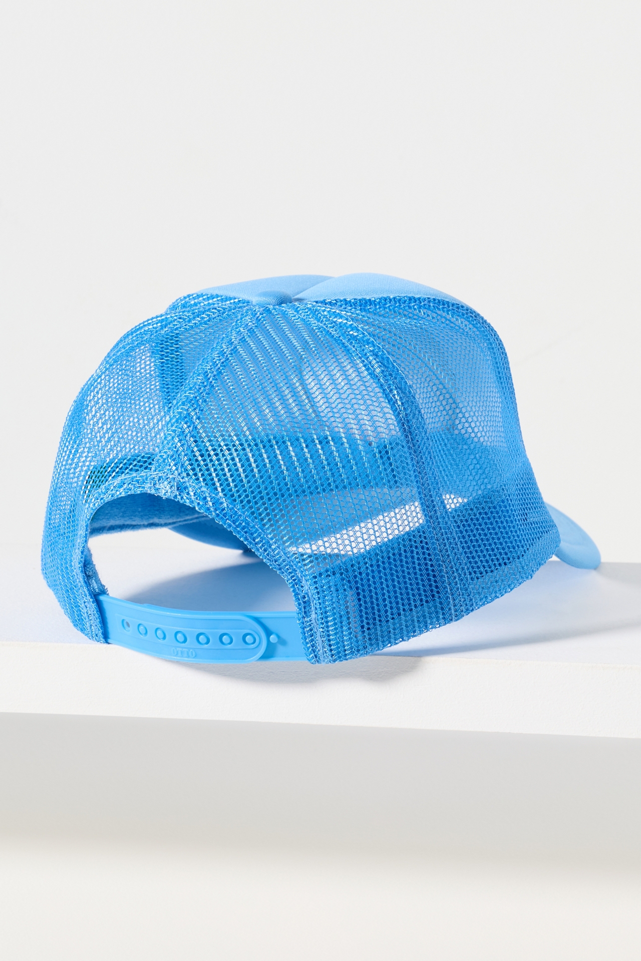 Friday Feelin Snow Happy Trucker Hat