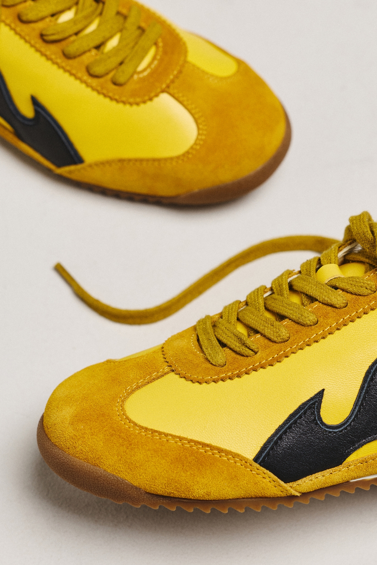 Bibi Lou Gamin Slim Flame Sneakers