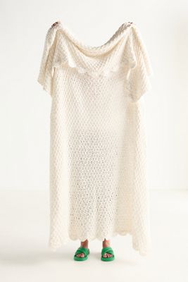 Zora Cotton Scallop Edge Knit Throw Blanket