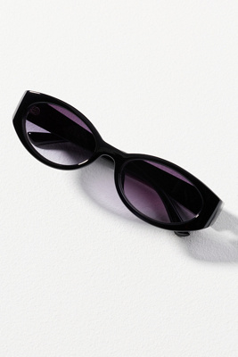 Reality Eyewear Slim Wrapped Oval Sunglasses In Black