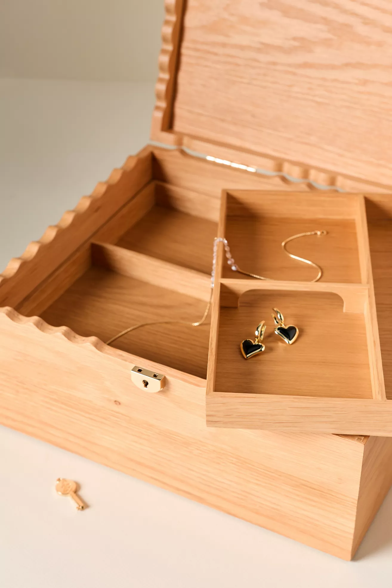 Curio Blvd 2-in1 Oak Jewelry Keepsake Case