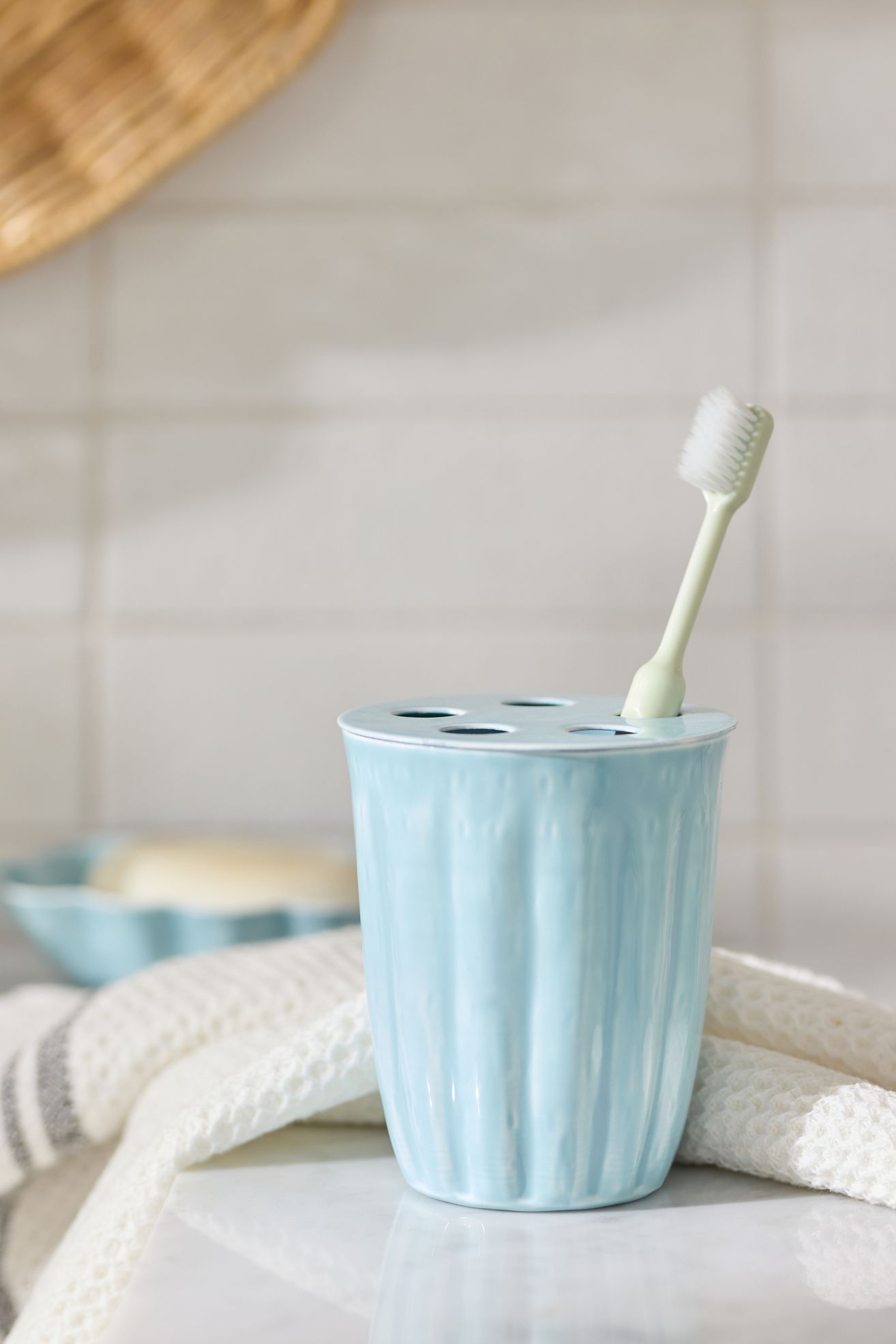 Ruffled Enamel Toothbrush Holder - Light Blue, One Size