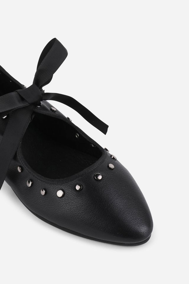 Intentionally Blank Peak Ribbon-Tie Ballet Flats #1