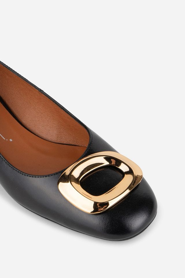 Intentionally Blank Mister Heels #1