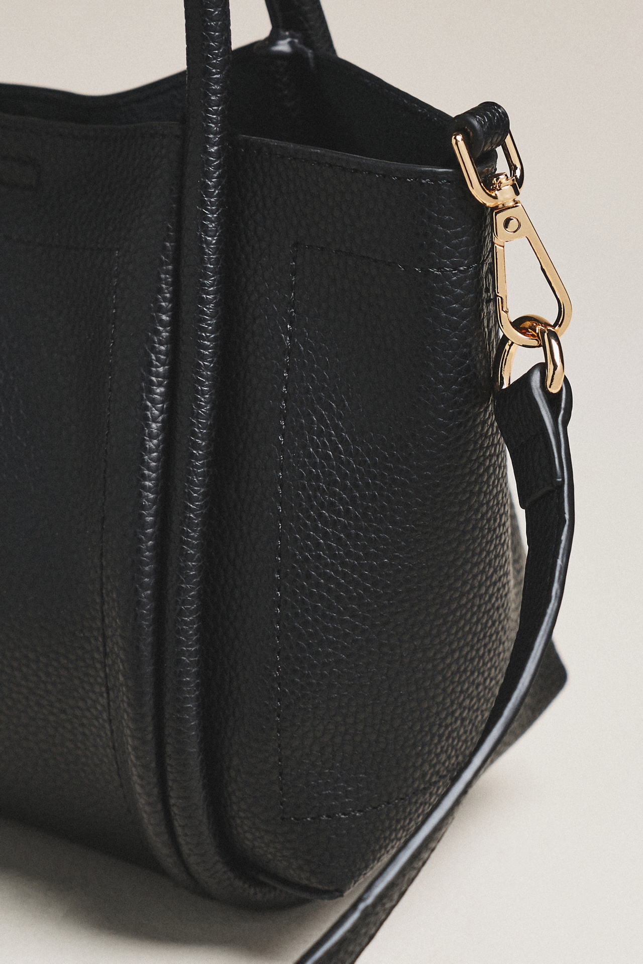 Mini Pebbled Satchel