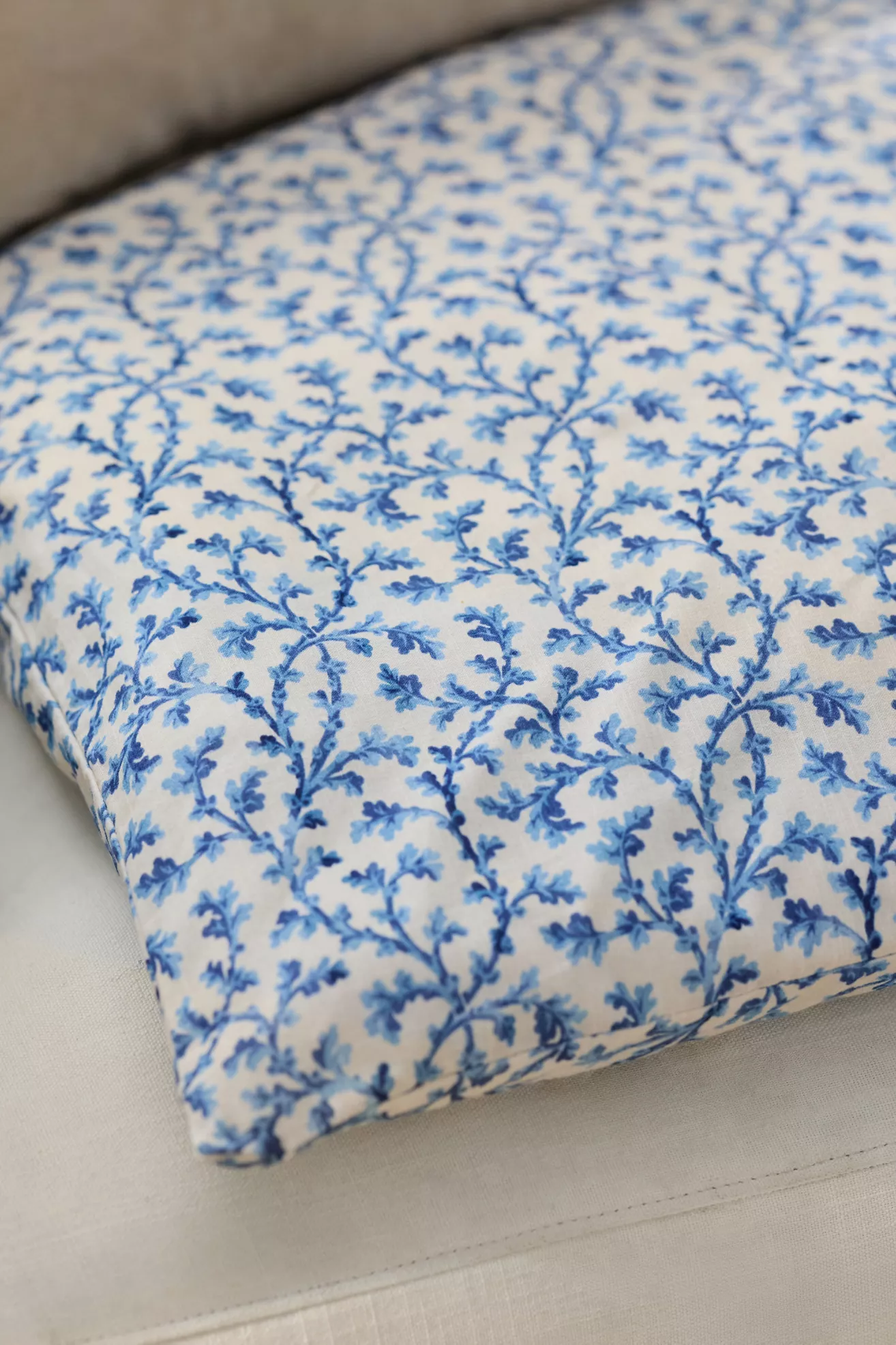 Cotton Printed Sofa Topper - thumbnail 10