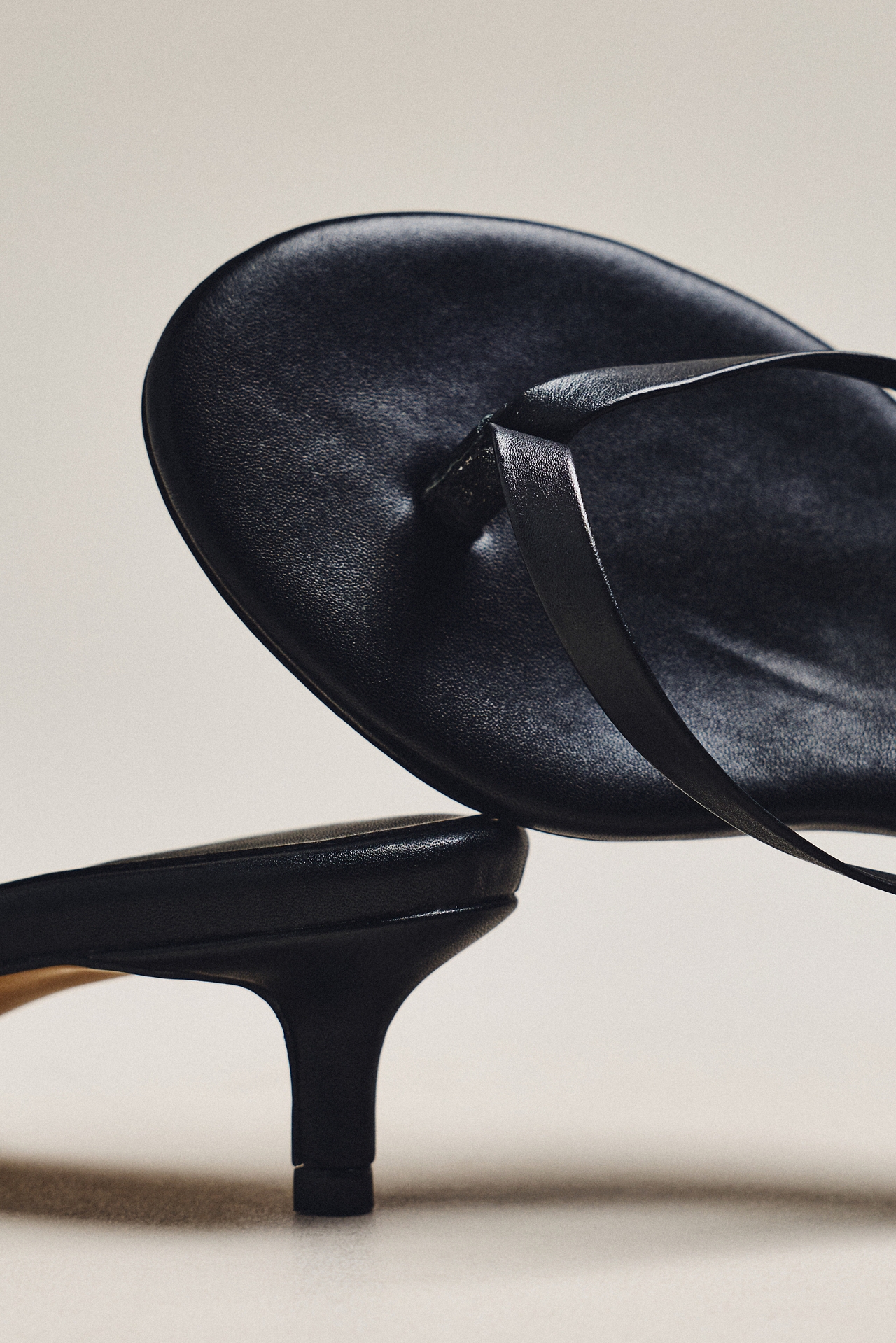 By Anthropologie Thong Kitten Heels