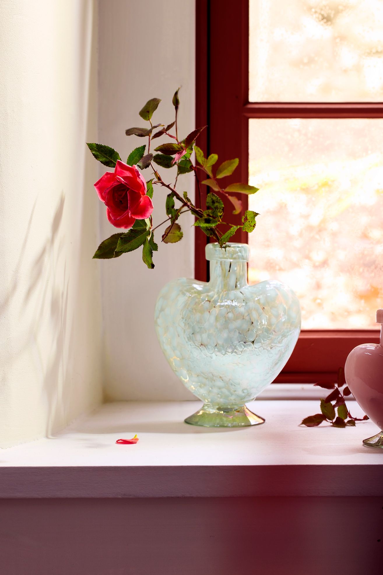 Glass Heart Bud Vase - Pearl, L